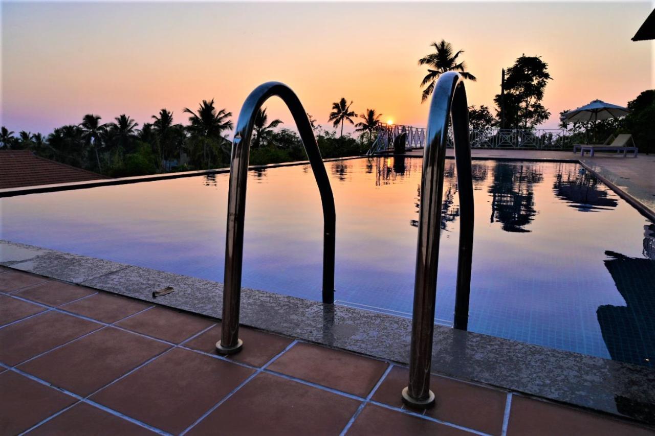 Aadisaktthi Leisure Resort, Kovalam Thiruvananthapuram Exterior photo